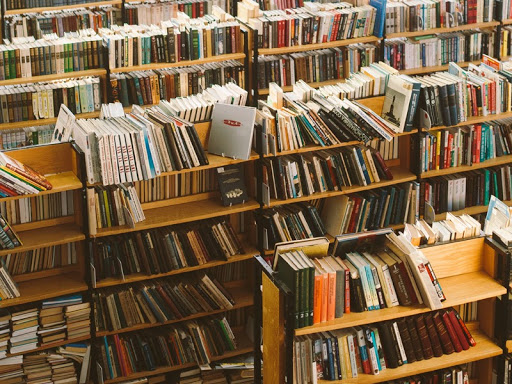 books on library shelves