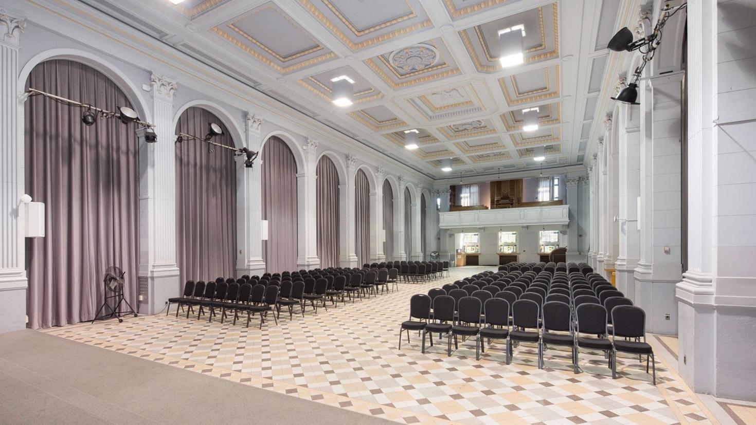 Empty Huguette Labelle event space.