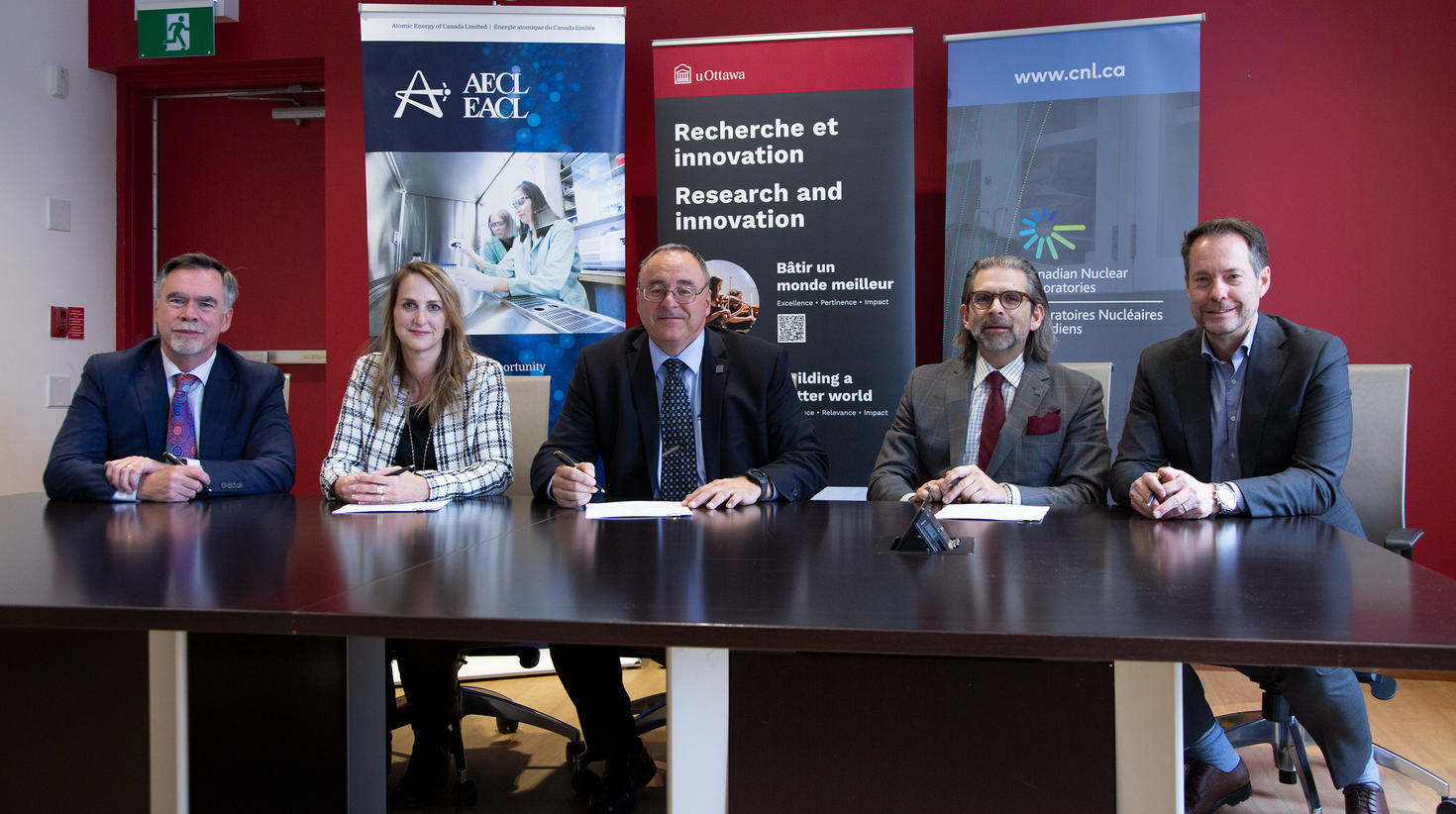 Signature of a MOU by five partners