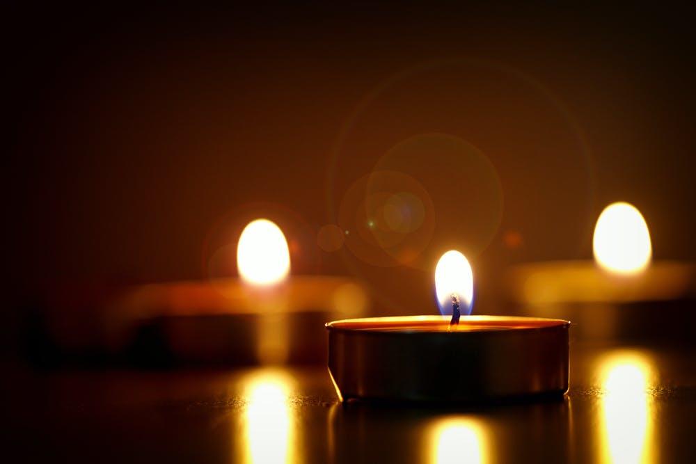 3 tea lights