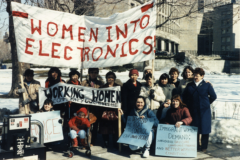 Image: Journée international des femmes. Toronto. 9 mars 1985. Fonds Working Women Community © Archives et collections spéciales
