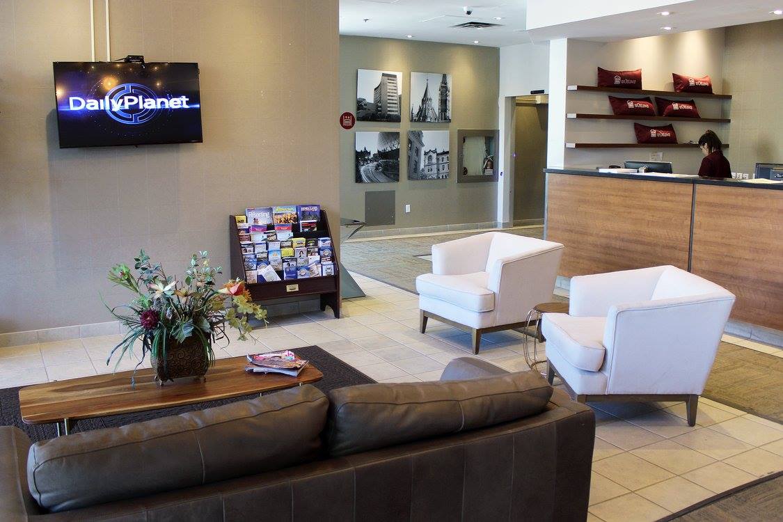 Reception area and lobby at Rideau residence