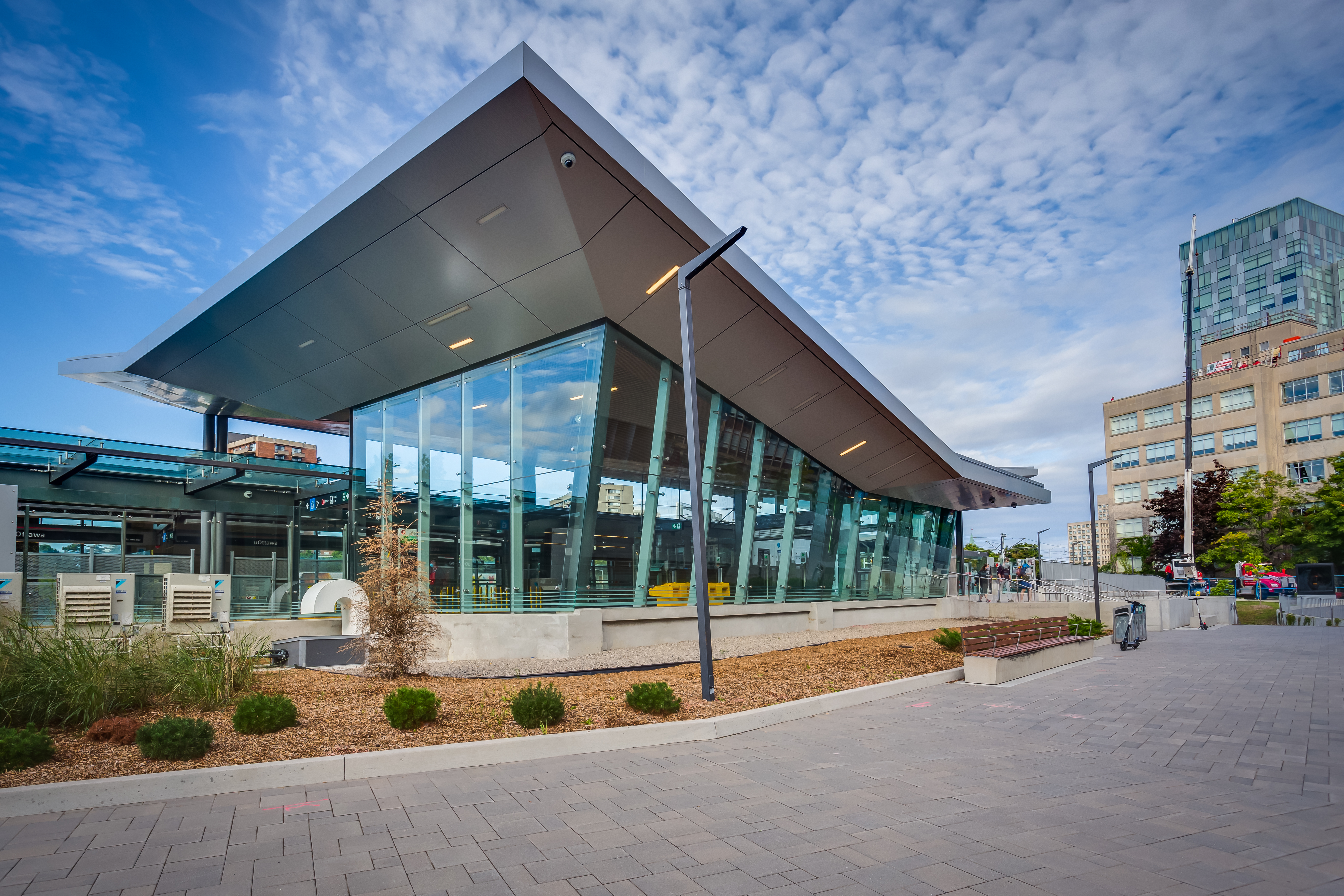 uOttawa train station