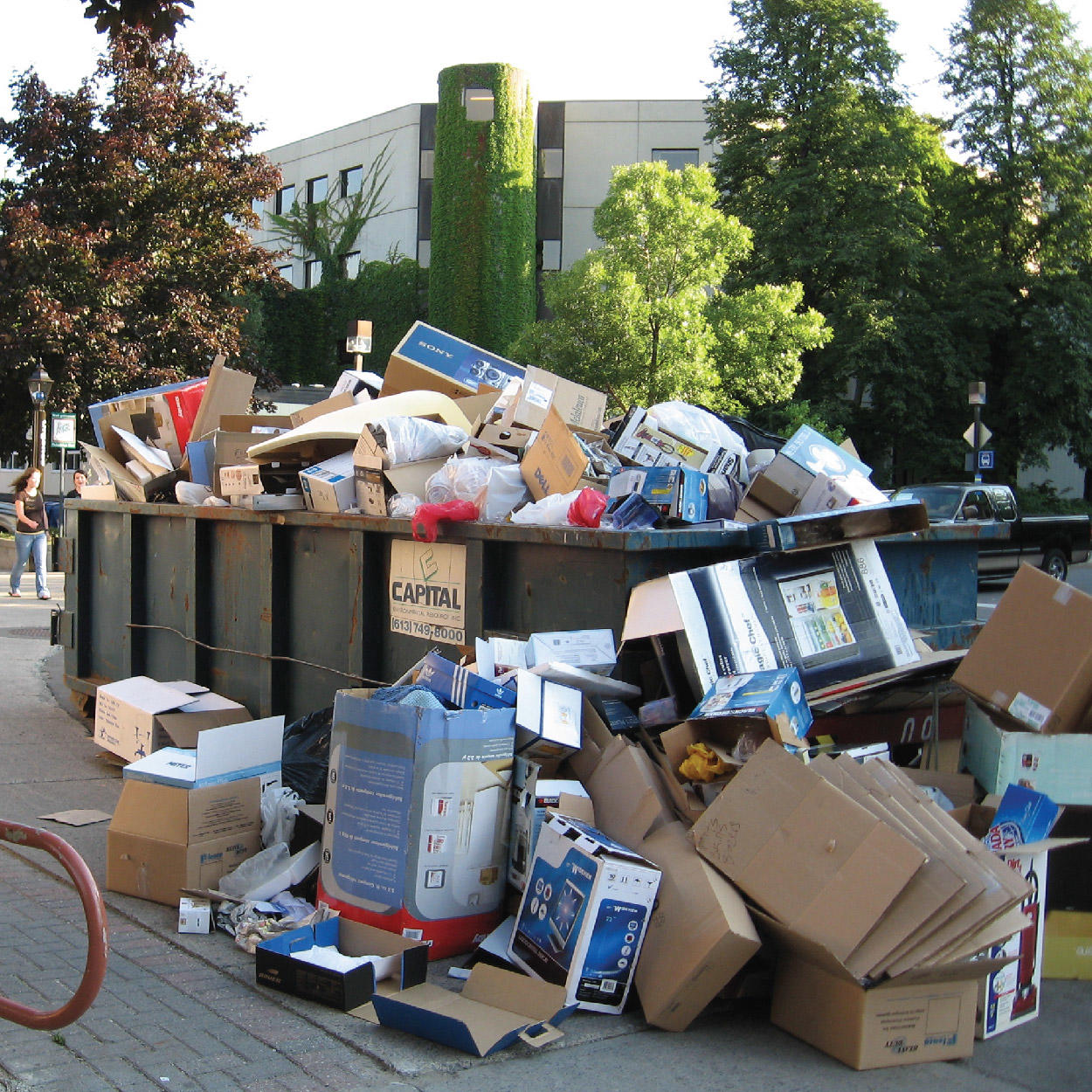 Dumpster full of items from uOttawa students moving out of residence