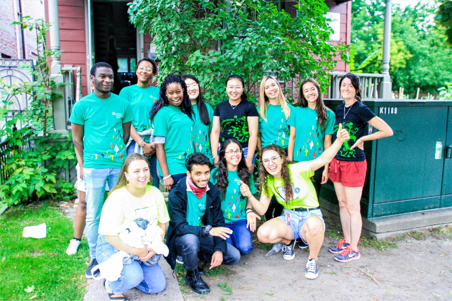 a group of volunteers in matching t-shirts at uOttawa