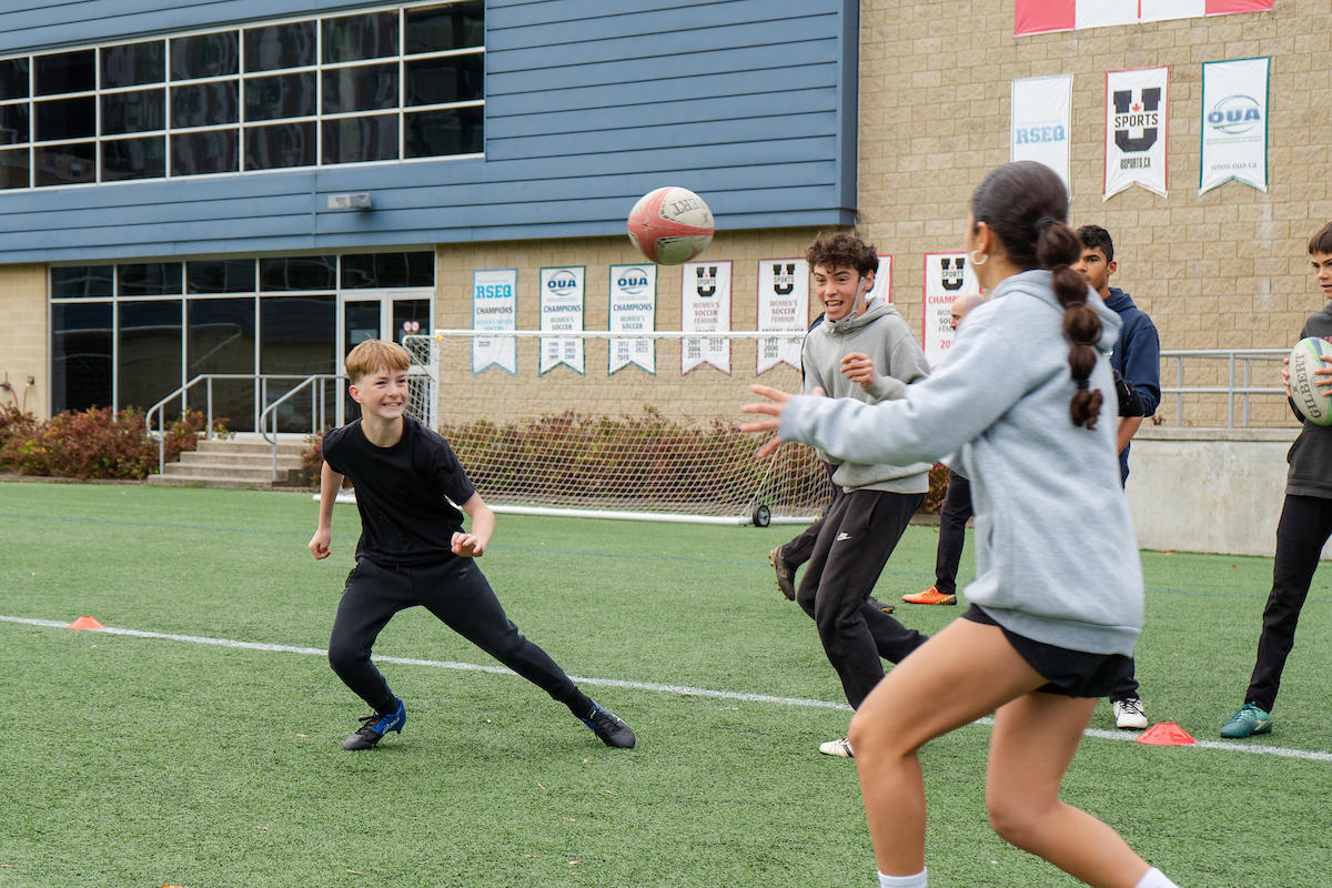 kids playing rugby