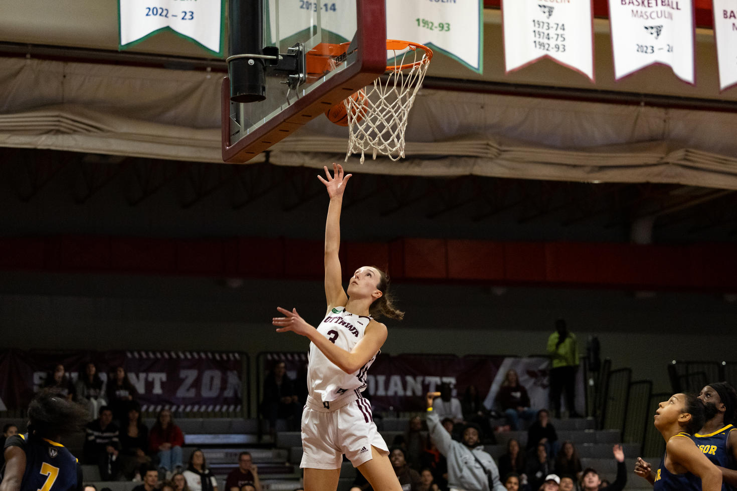 Gee-gees women's basketball game 