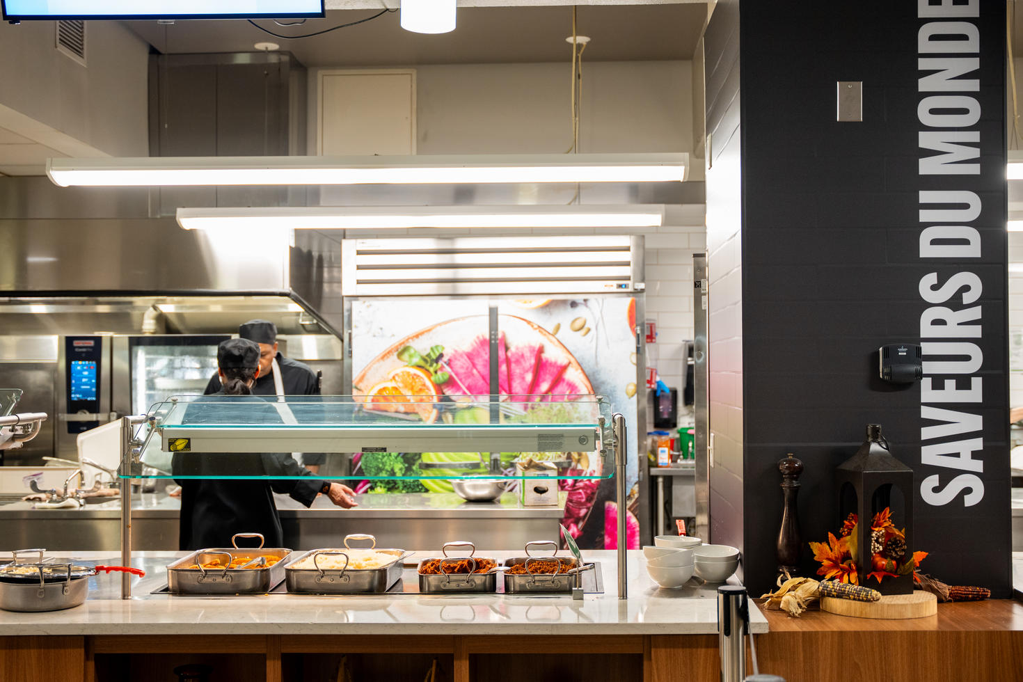 Food Bar in Dining Hall 