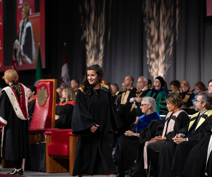 Roya Shams, diplômée de l'Université d'Ottawa