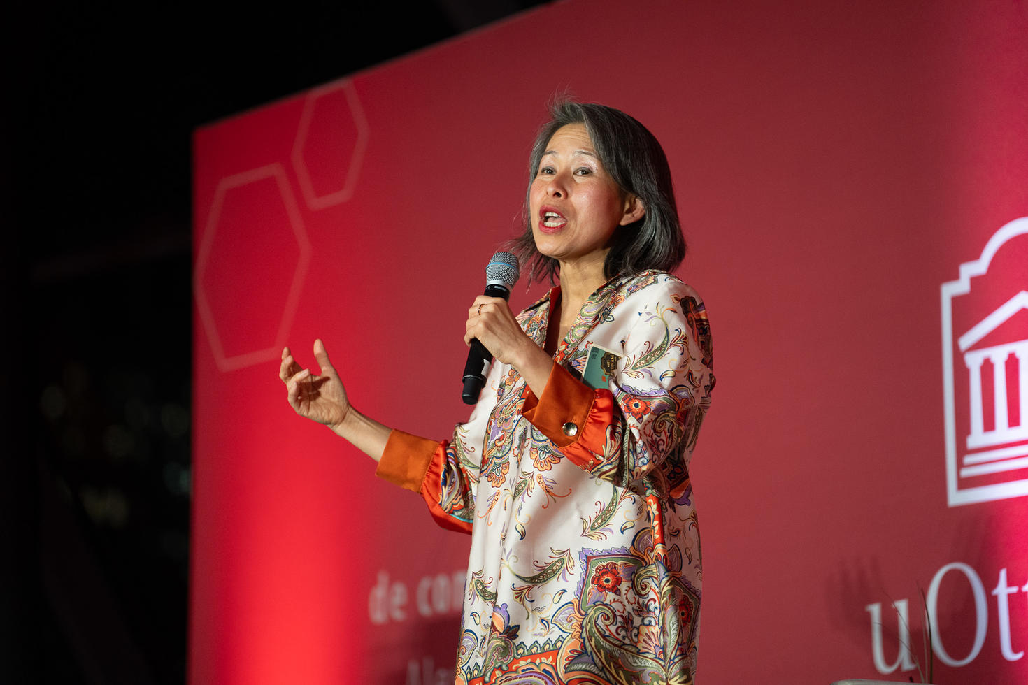 Kim Thuy speaking