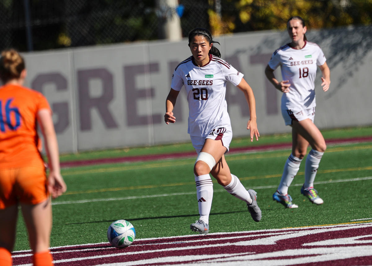 Joueuses de soccer féminin des Gee-Gees