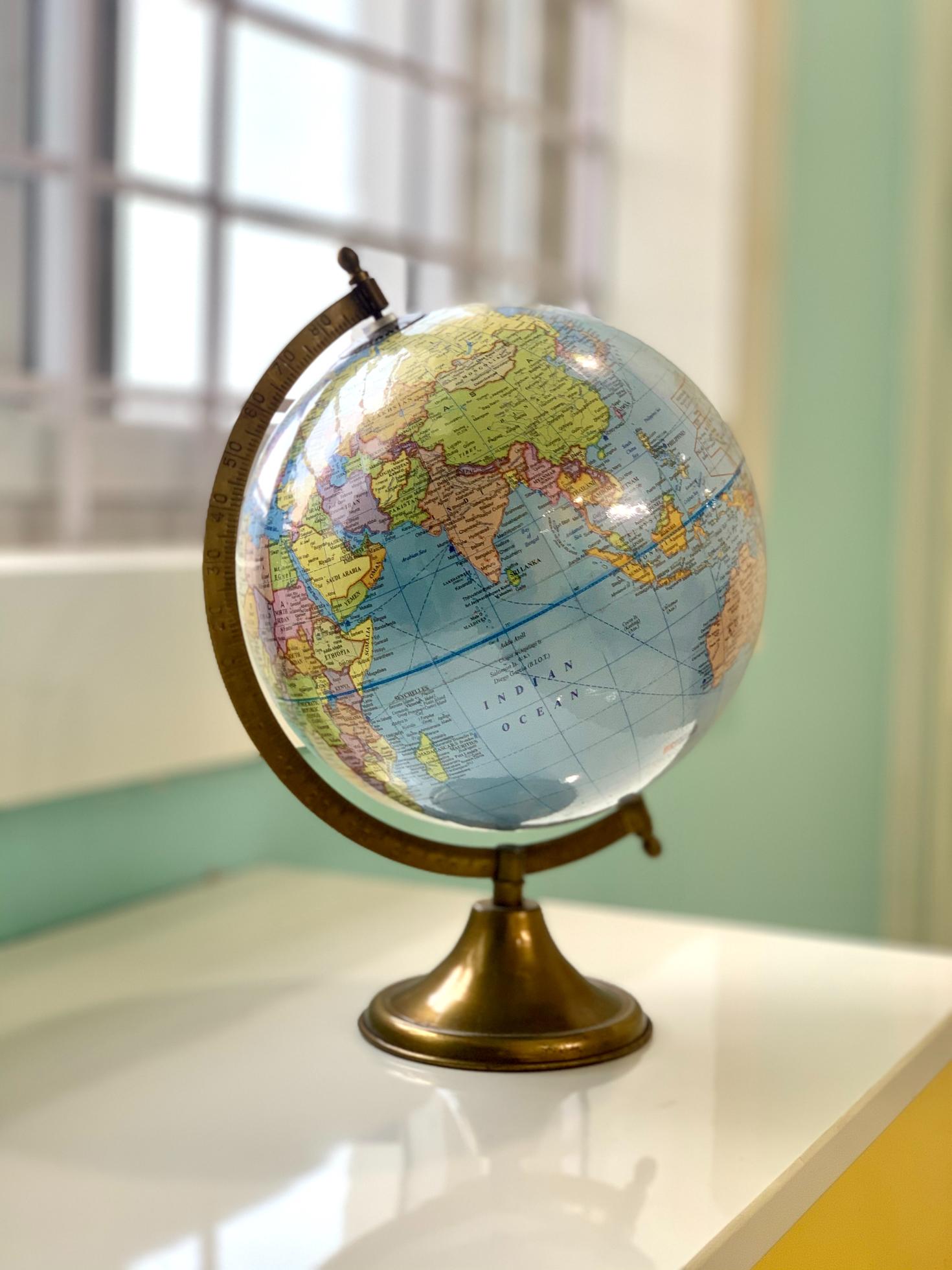Globe