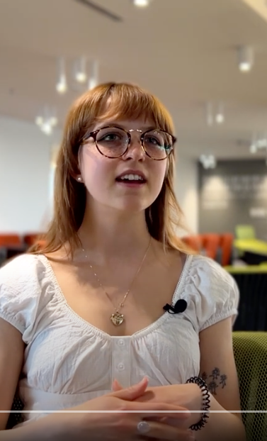 Edie, Étudiante en immersion française