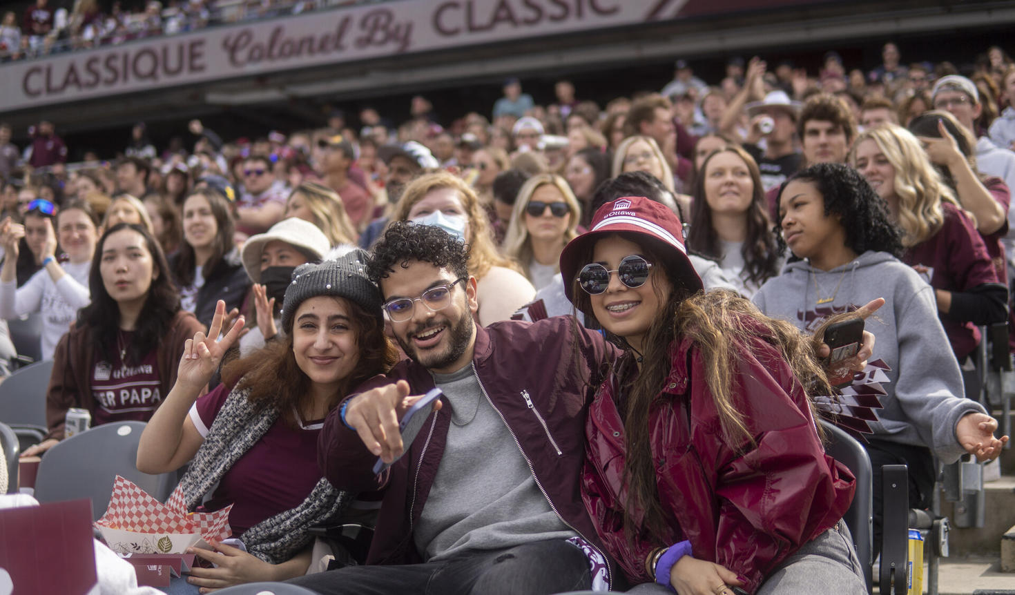 Étudiants au match Panda