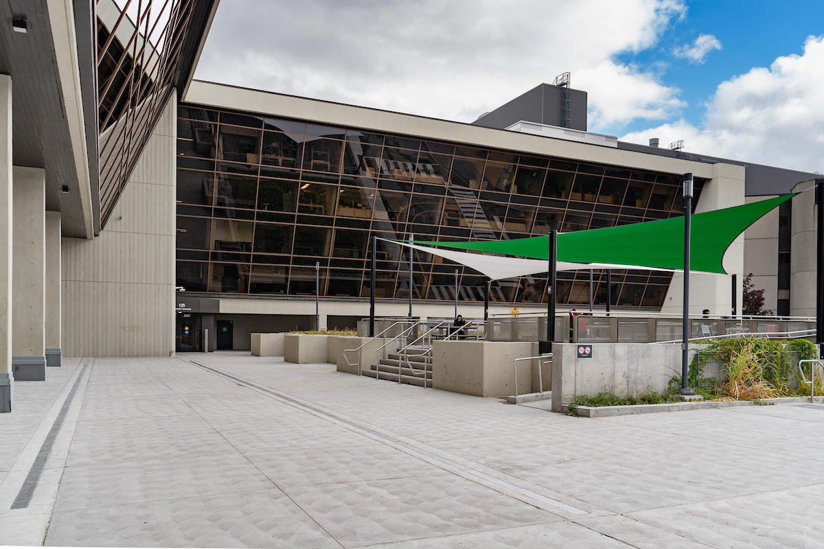 Entrée Montpetit