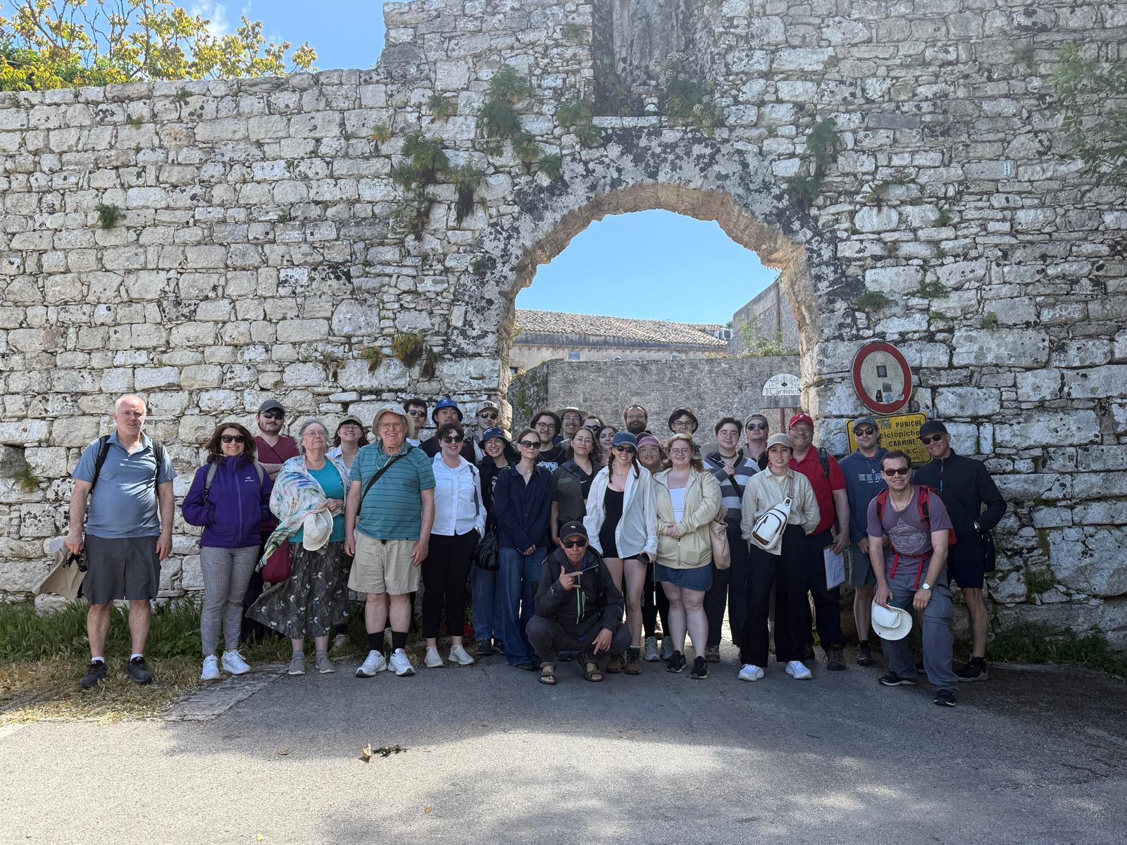 groupe d'étudiant en Sicile