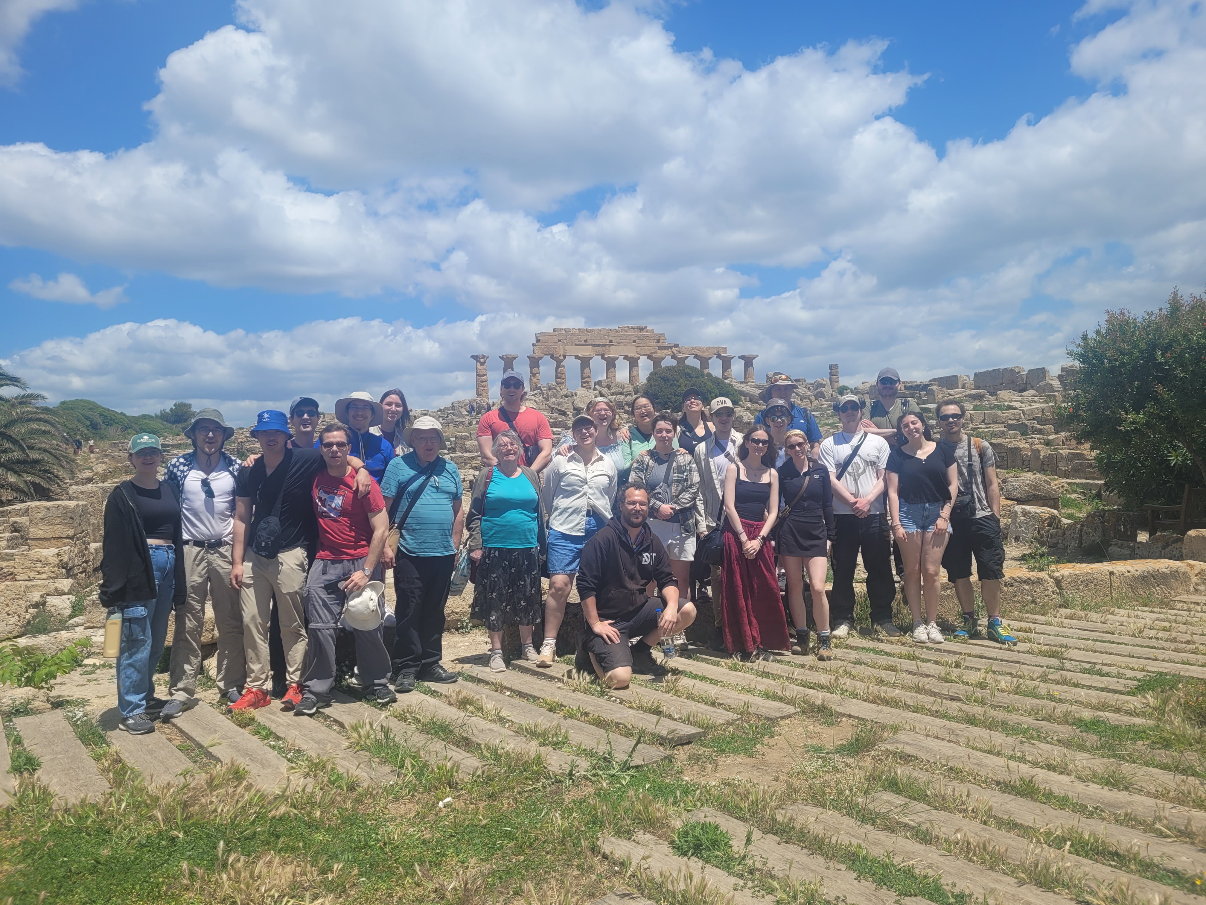 groupe d'étudiant en Sicile