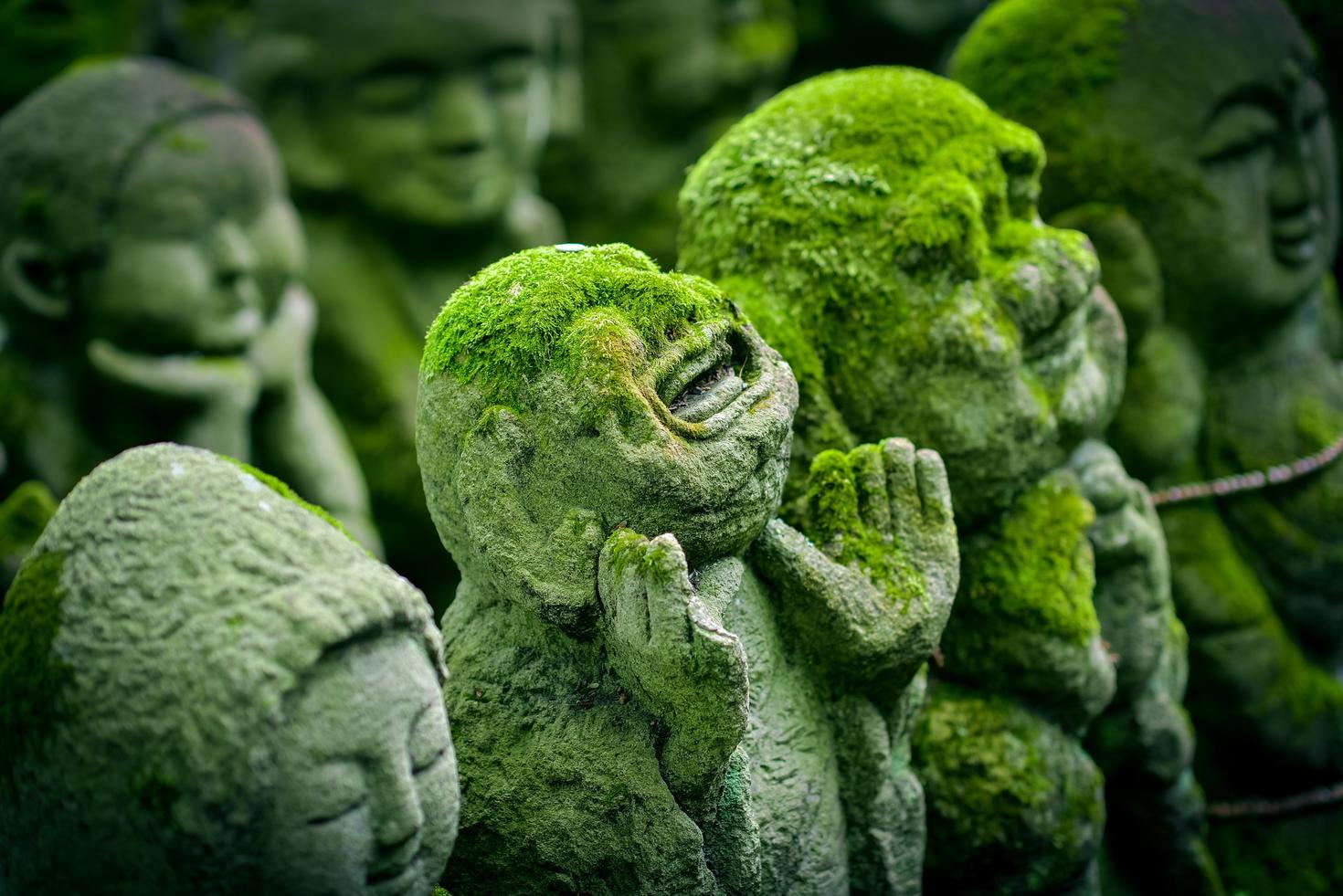 Kyoto statues