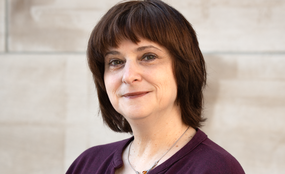 Yana Meerzon, Professeure titulaire Directrice des études théâtrales Département de théâtre