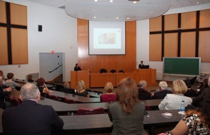 Conférences du professeur Suzanne Bouclin et du professeur Vern Krishna lors de la dernière conférence