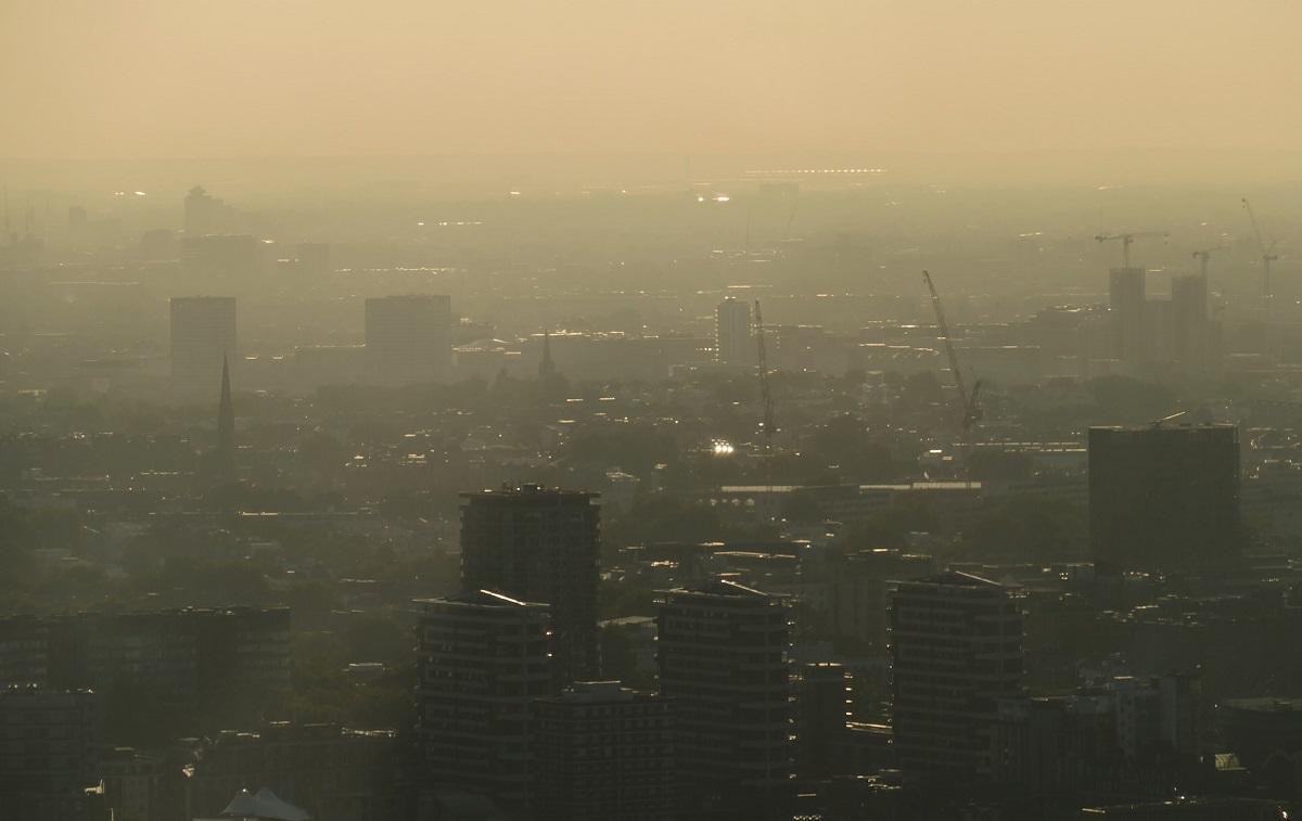 Smog autour d'une ville