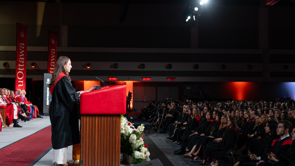 Annina Trecroce giving the class speaker address at Convocation 2025