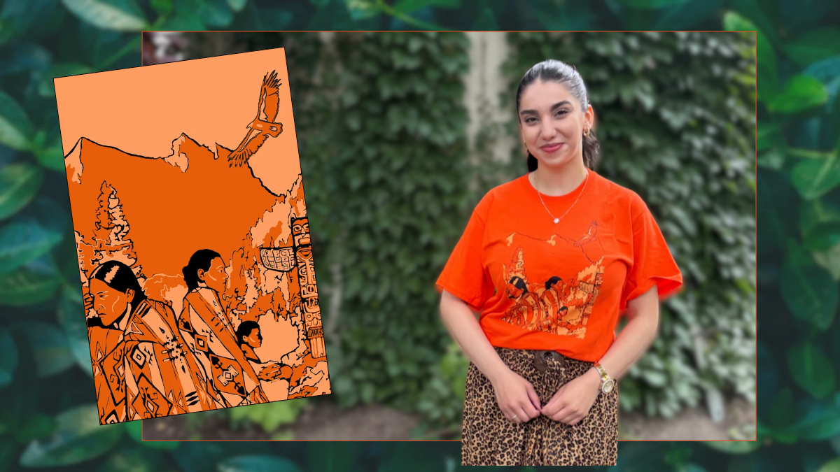 Une jeune femme portant un chandail orange orné d’un motif sur le devant. Encart : le motif est présenté plus clairement.