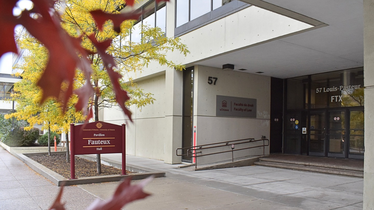 Front entryway of Fauteux Hall, the law school building of the University of Ottawa.