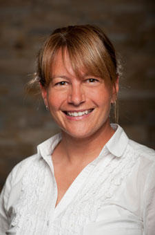 Tracy Vaillancourt