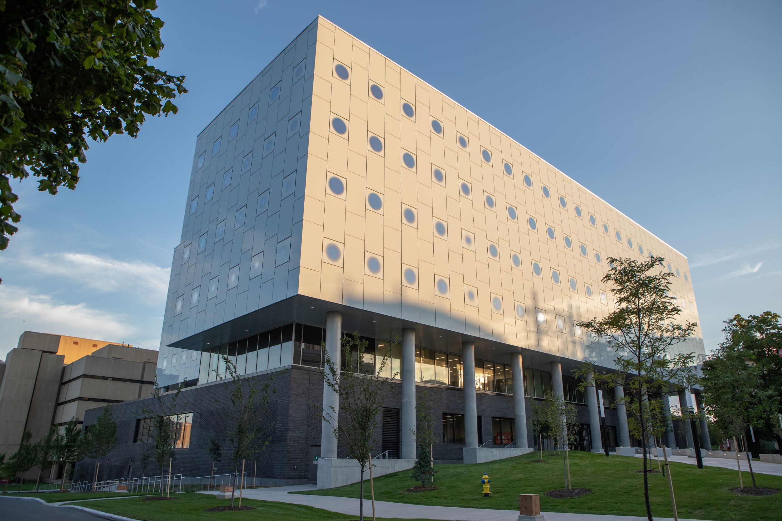 Le Complexe STEM sur le campus de l'Université d'Ottawa