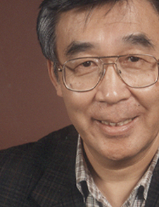 Professeur Hiroshi Tanaka
