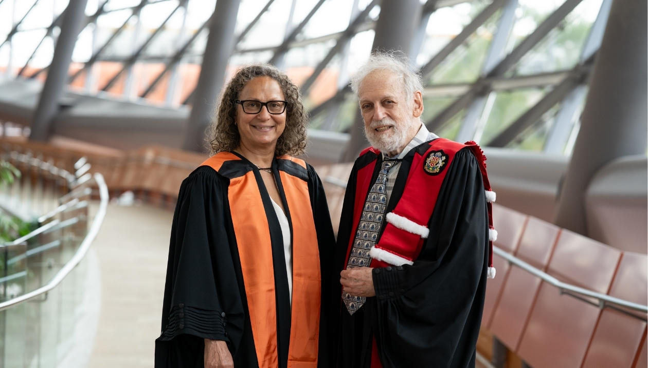 Hanan Anis et John McEntyre.