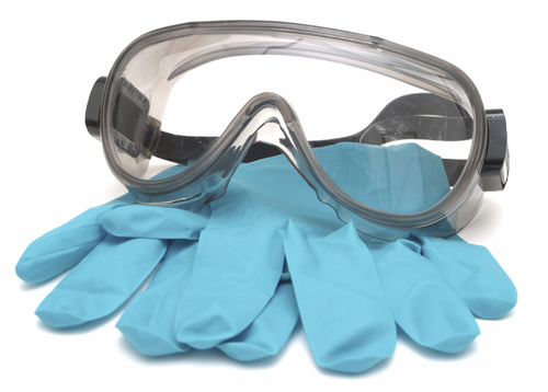 Gants en latex et lunettes de protection