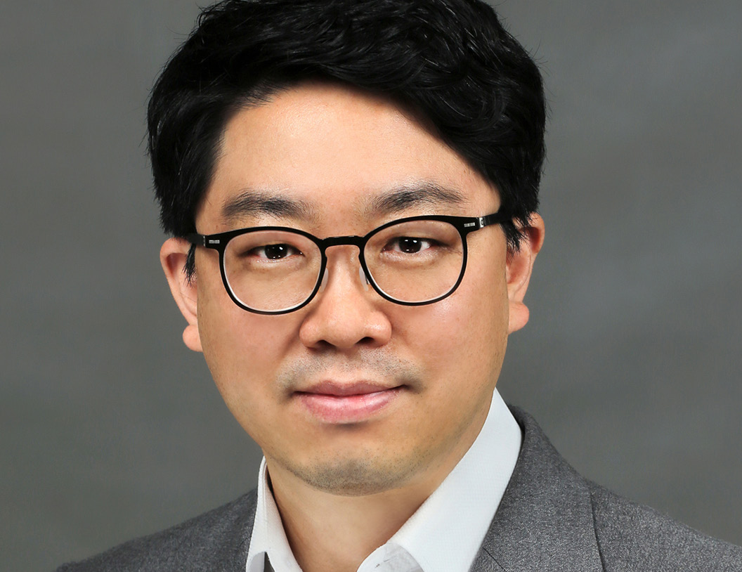 Dr Kyoung-Han Kim