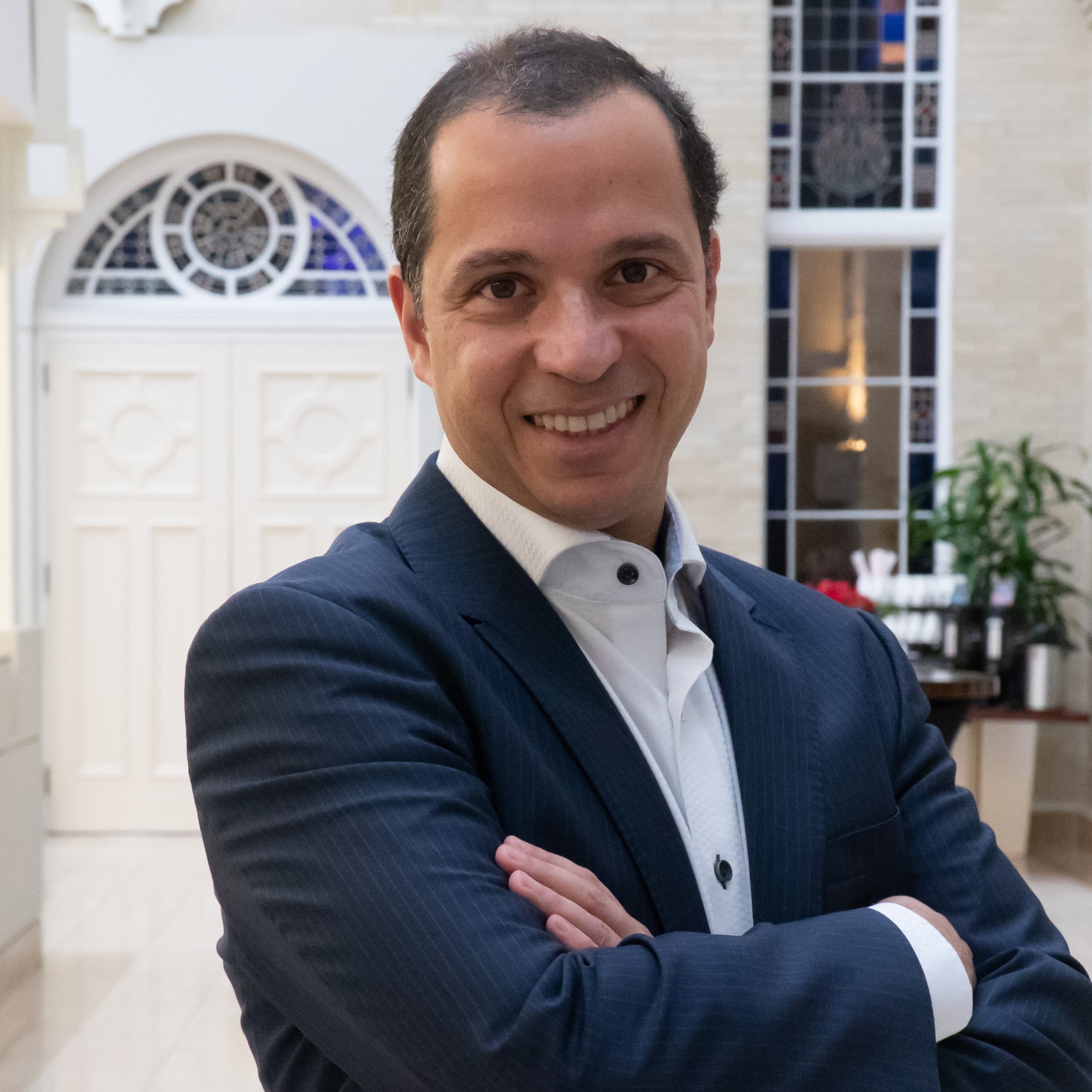 Dr Marcio Gomes
