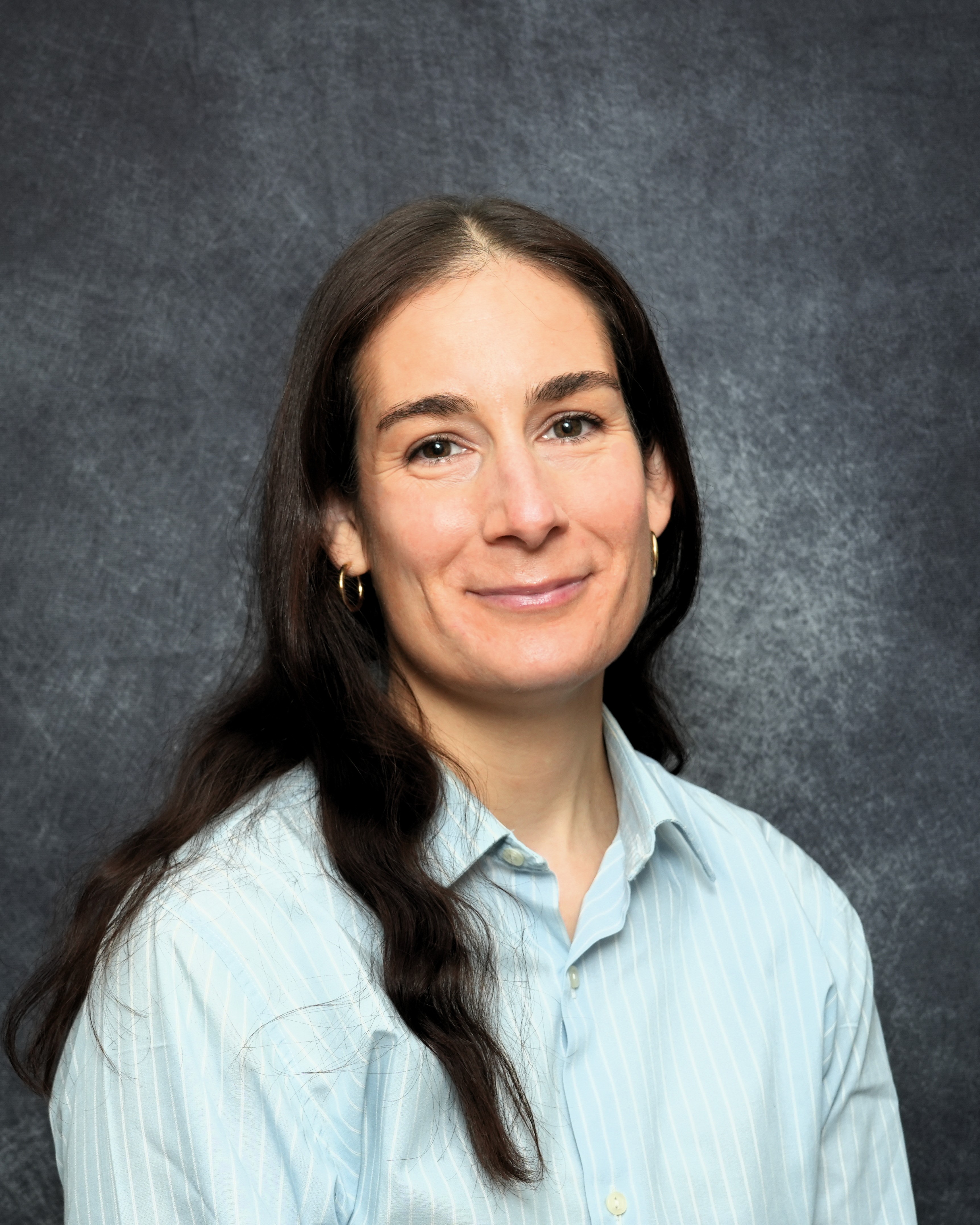 Laura Visentin Headshot