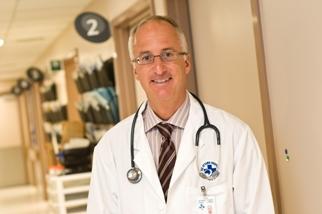 Dr Shawn Aaron