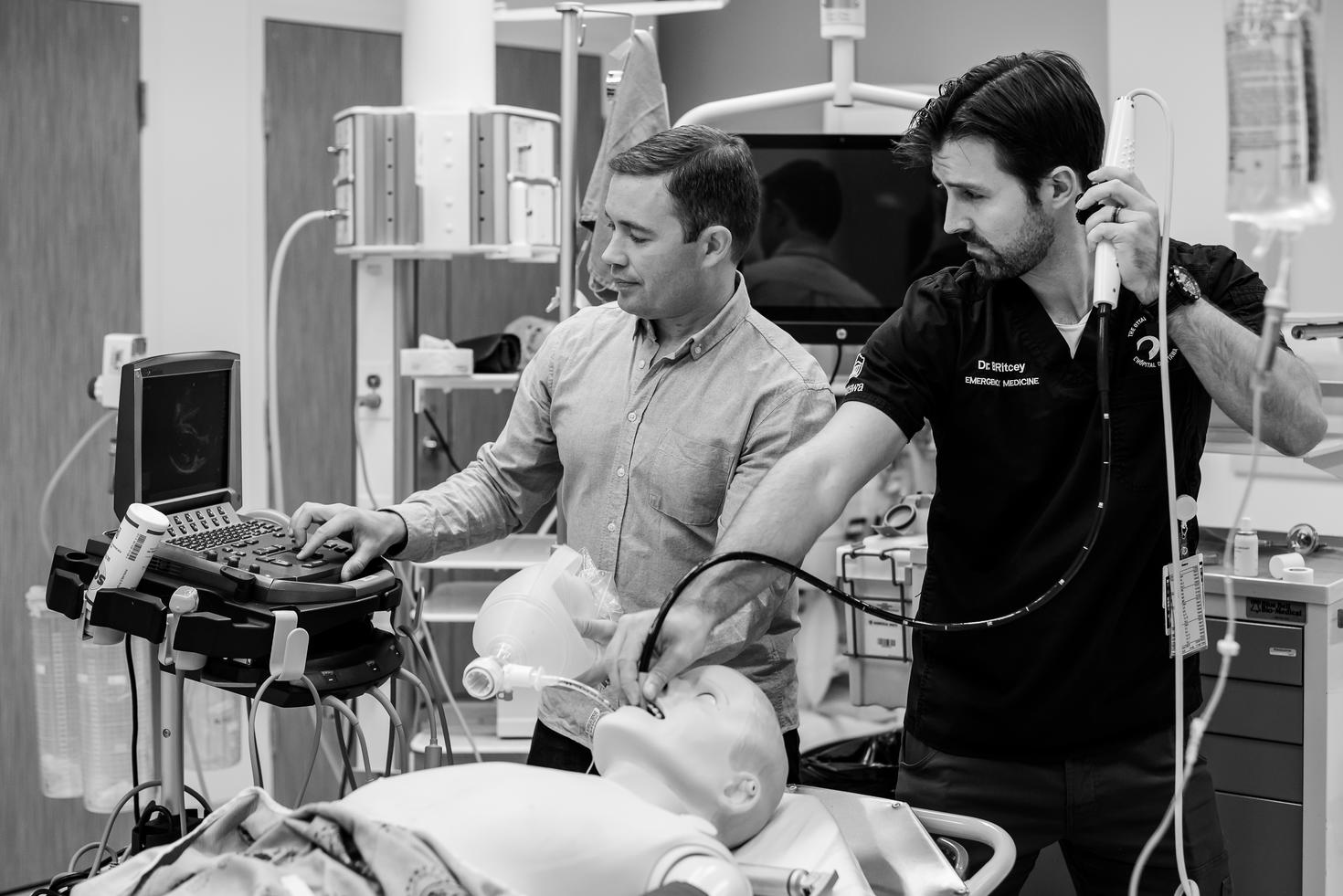 Scénario de simulation avec mannequin à ultrasons
