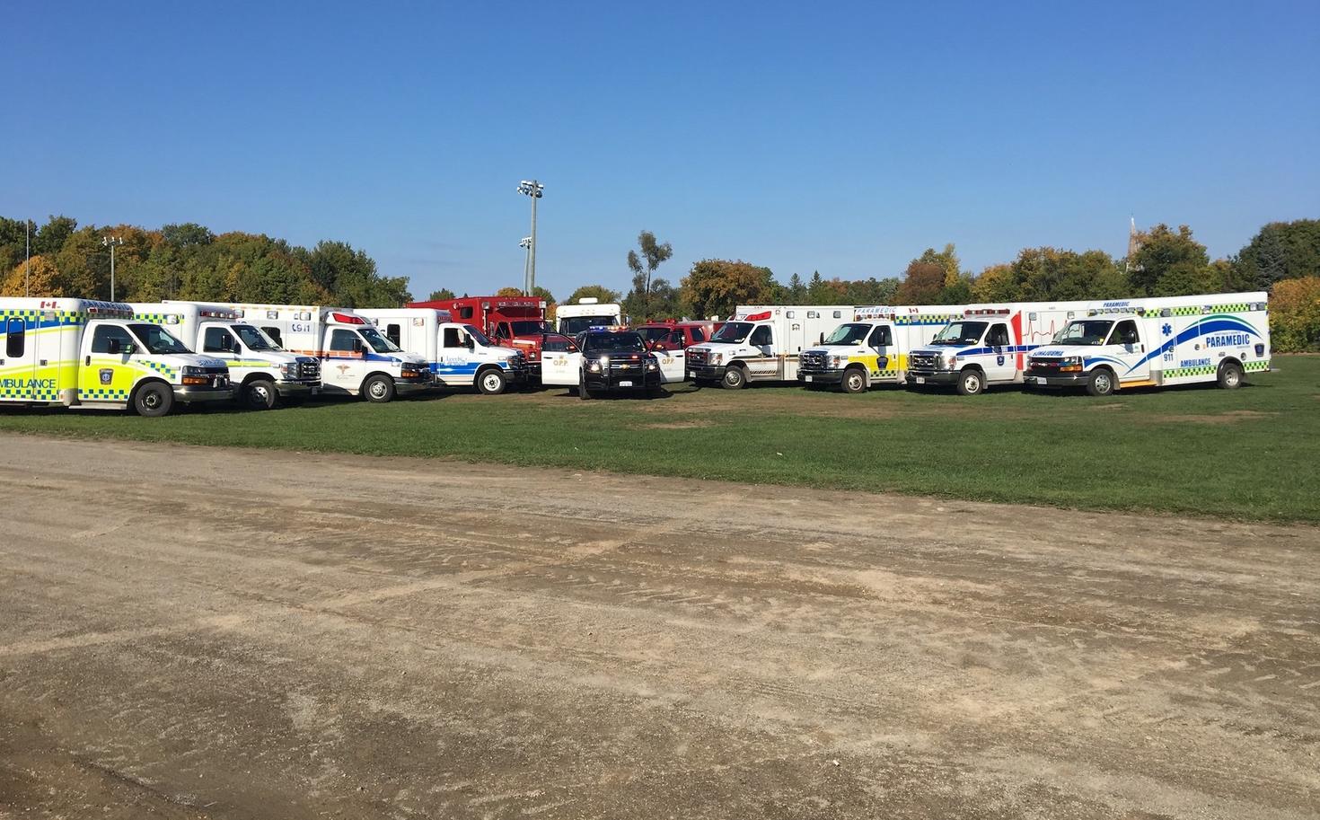 Ambulances dans un parking