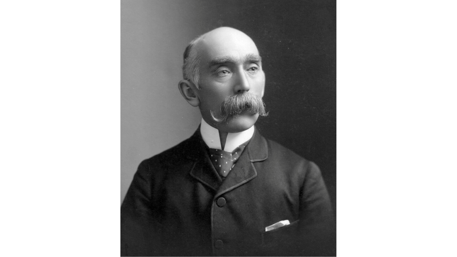 Portrait de Peter Henderson Bryce (1899), Lancefields d’Ottawa / Wikimedia Commons, domaine public.
