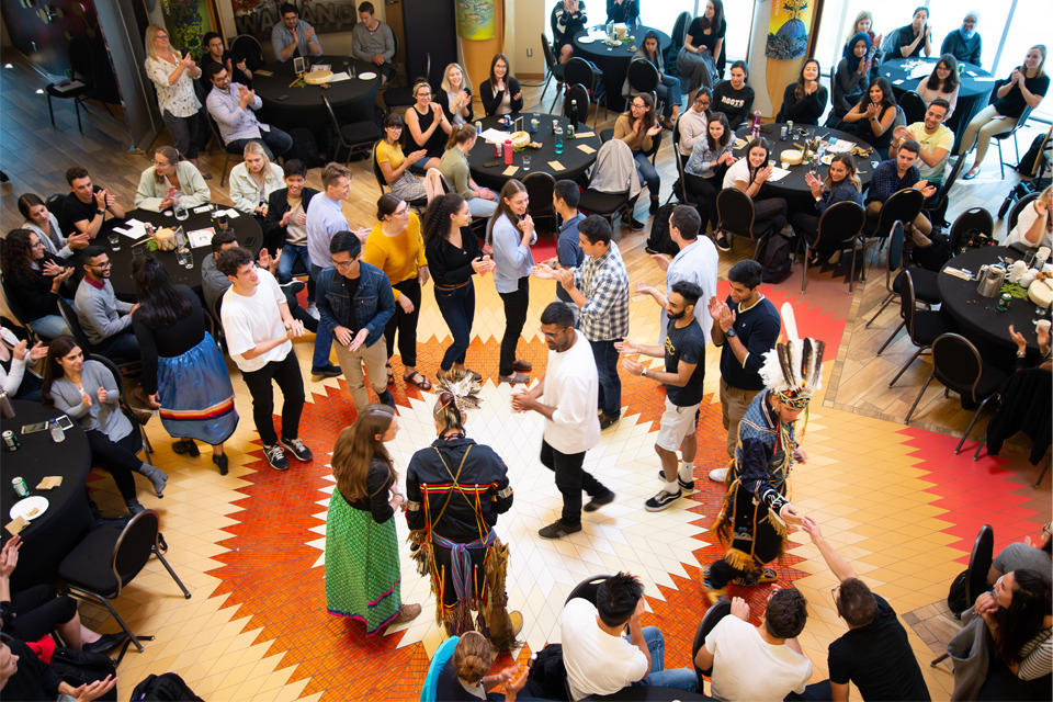 Danses Autochtone
