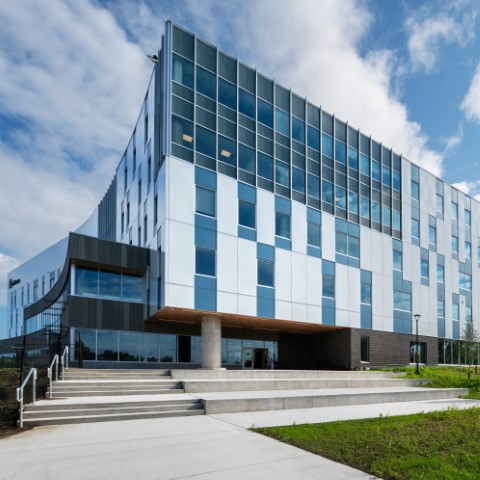 Pavillon Lees de la faculté des sciences de la santé.