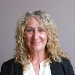 Professeure Krista Power