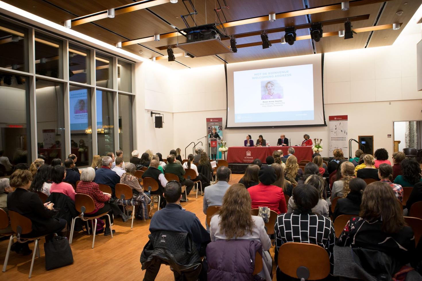 Panel de recherche en sciences sociales sur l'immigration