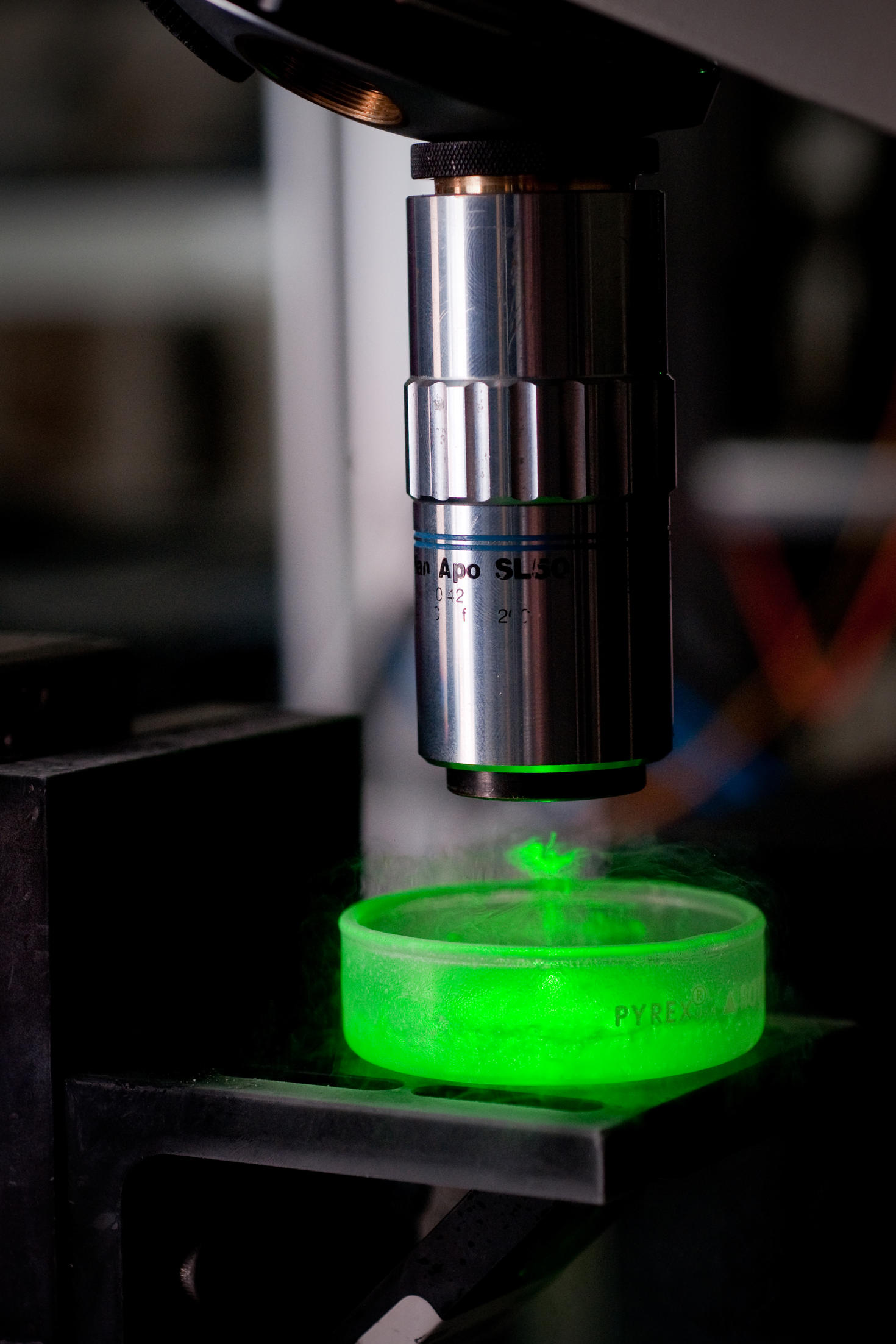 Gros plan sur l'équipement laser