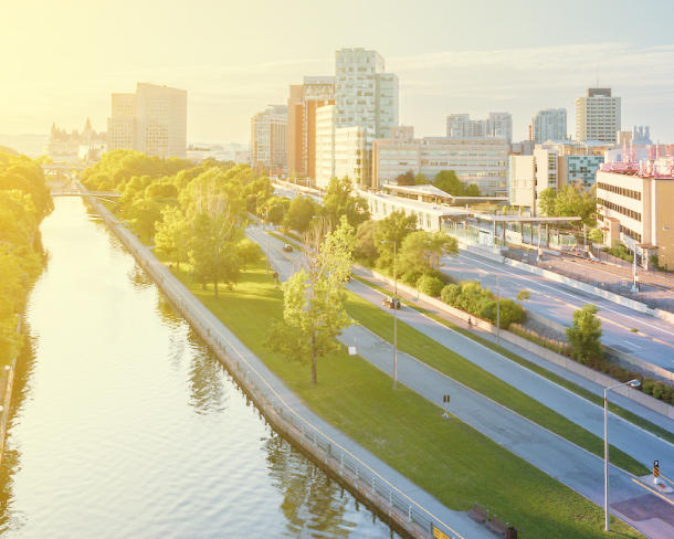 A view of uOttawa with the canal