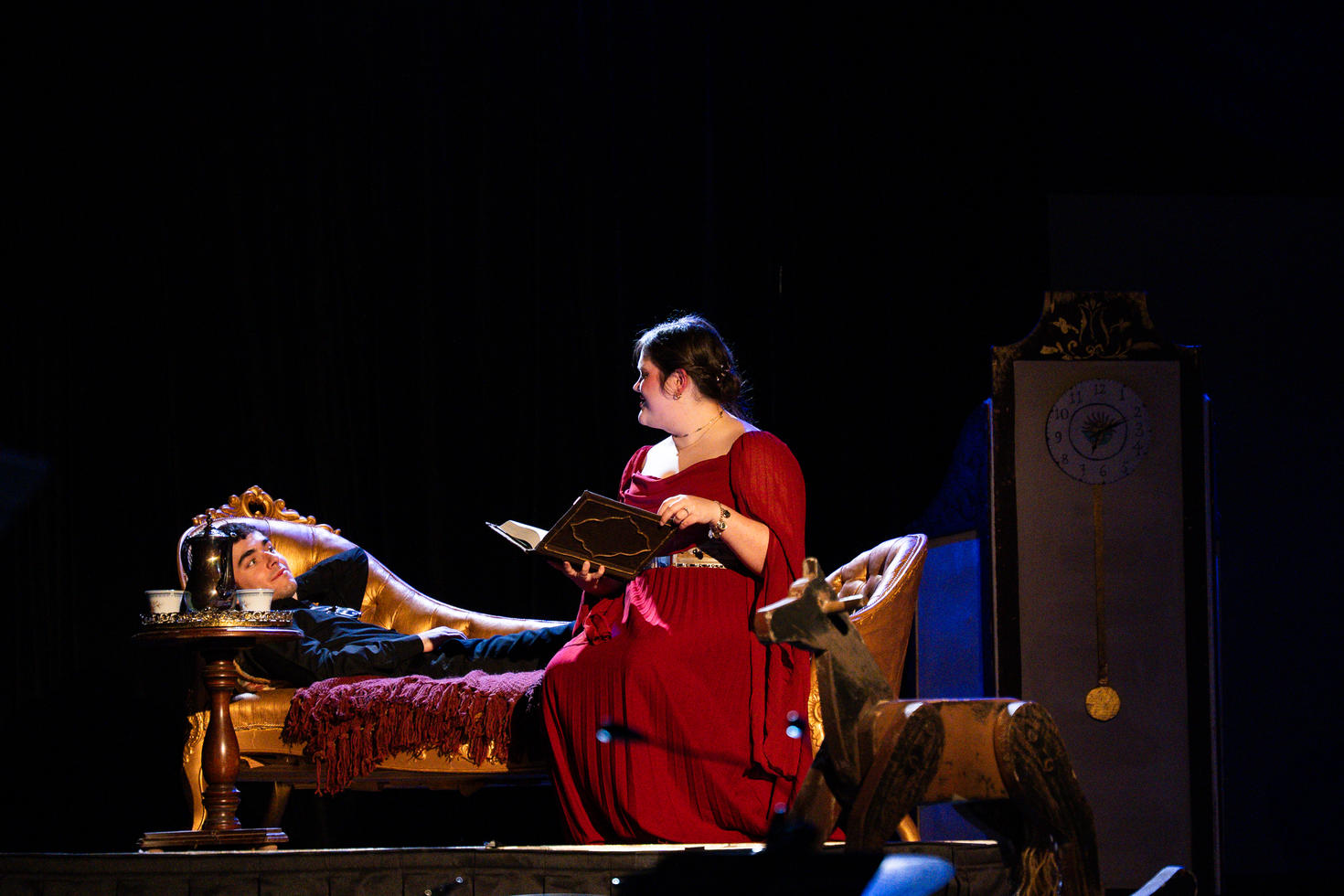 2 students in opera