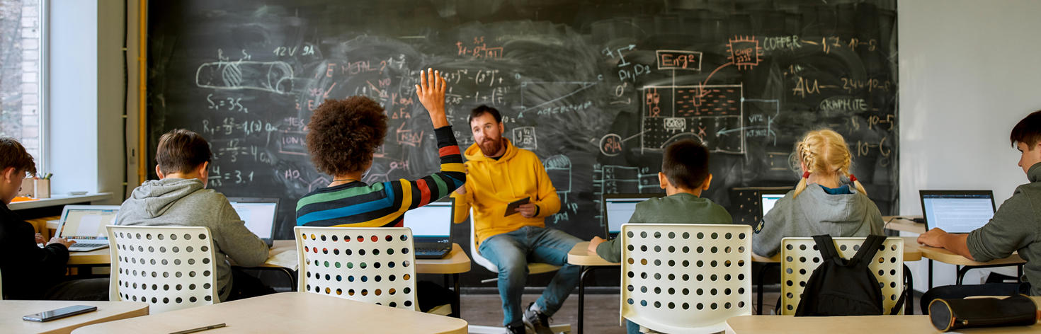 classroom student and teacher