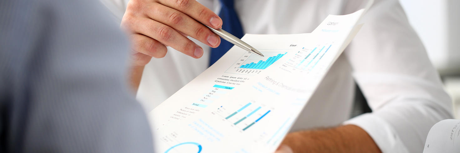 Business people with graph