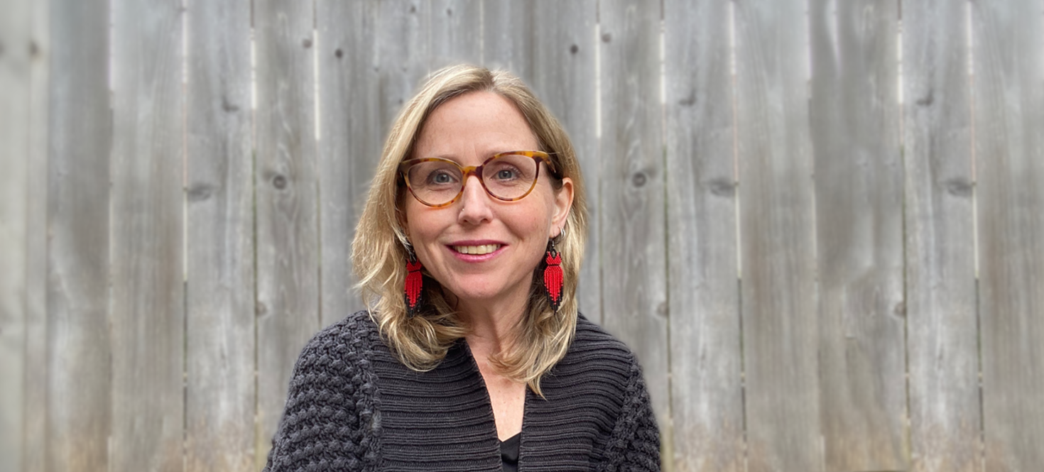 Headshot of Lisa Howell